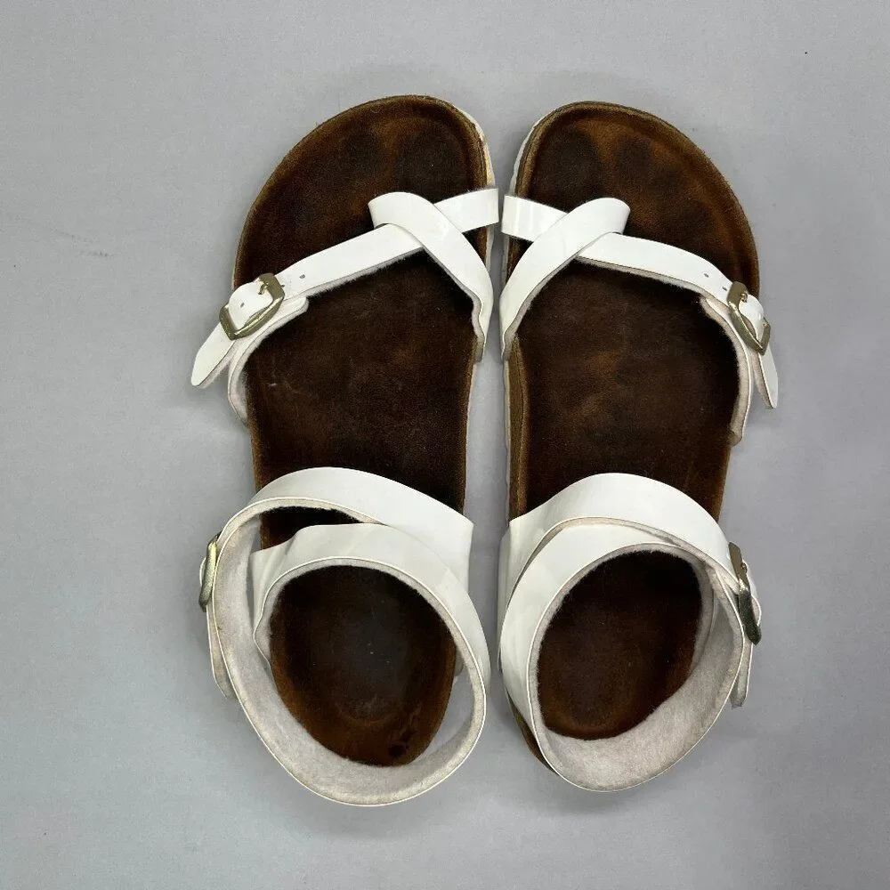 Birkenstock‎ Women's Size 7 Mayari White Patent Leahter Birko-Flor Sandals